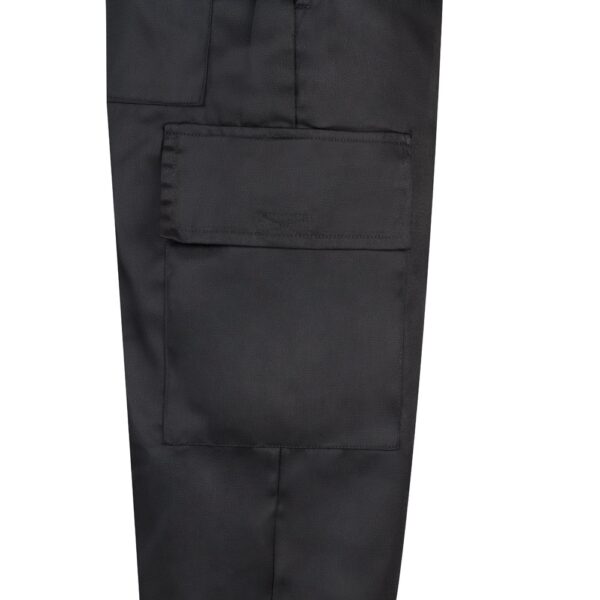 VL AINE. Multi-pocket twill trousers (190g/m²), in cotton (20%) and polyester (80%)