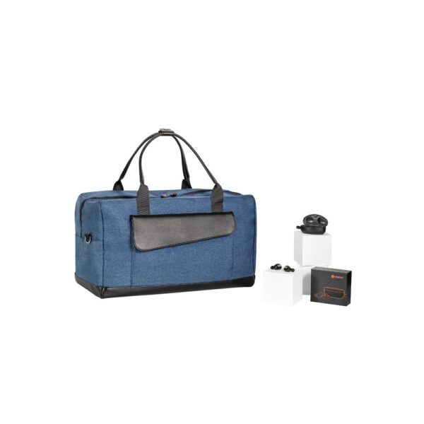 KIT TRAVEL. Travel kit designed to carry everything you need for your trips in a spacious way