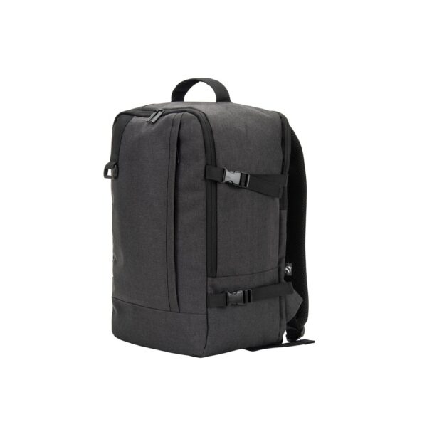 CIES. Backpack developed to fulfil the dimensions required by airlines in high-density 600D recycled polyester