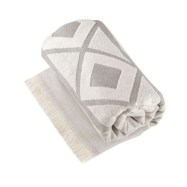 MALEK. Multifunctional bath towel (350g/m²) made of light and resistant cotton (85%) and recycled cotton (15%)