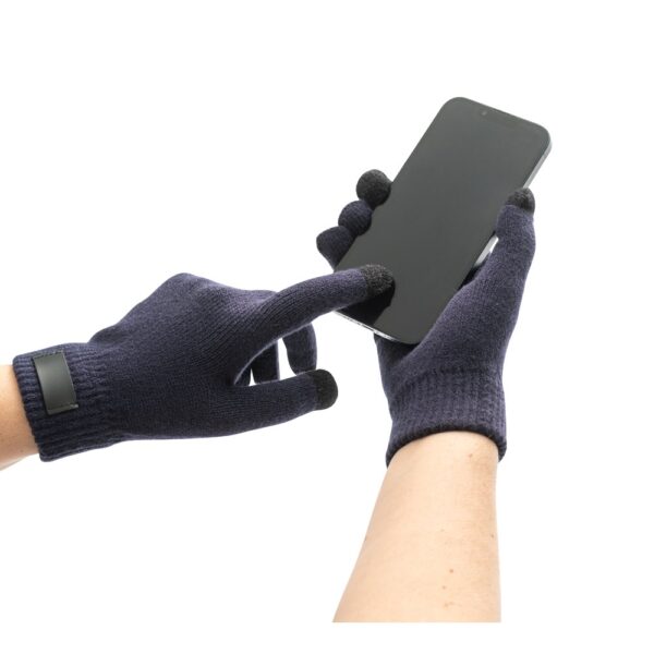 BURROW. Gloves made from recycled polyester (100% rPET), with touch tips