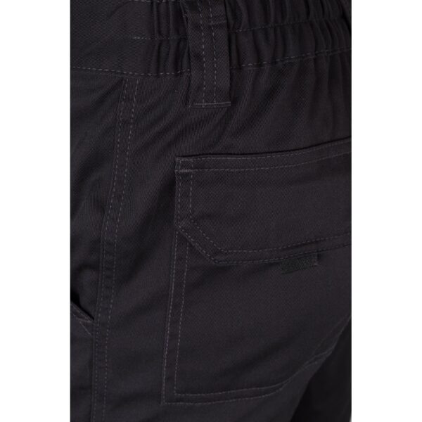 VL LUGH. Multi-pocket stretch trousers (240g/m²) in cotton (46%), EME (38%) and polyester (16%)