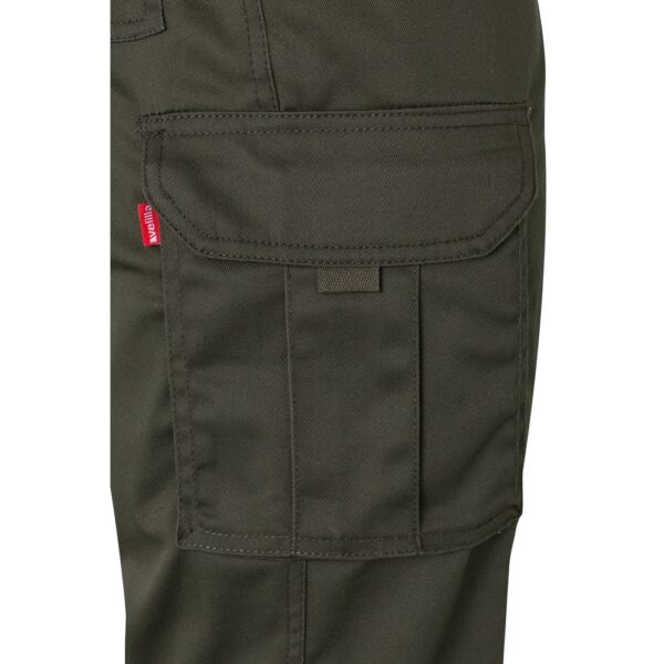 VL PAN. Multi-pocket stretch trousers (290g/m²), in cotton (46%), EME (38%) and polyester (16%)