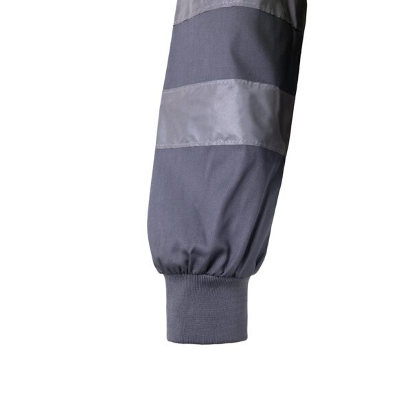 36020_207-f VL NEPTUNE LARGE. Two-tone twill jacket (210g/m²) in polyester (80%) and cotton (20%)