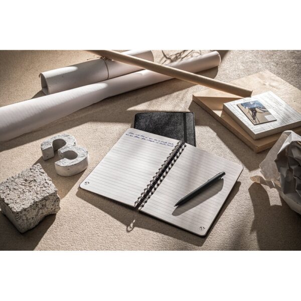 93636_amb BALDWIN. A5 notepad with recycled felt cover (100% rPET) and lined pages in 100% recycled paper