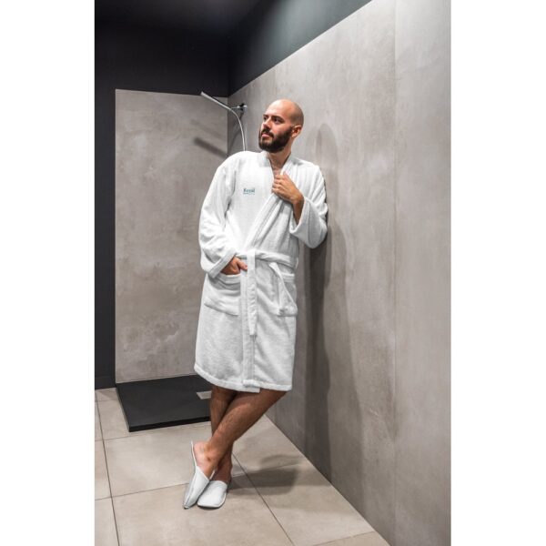 RUFFALO. Bathrobe (350 g/m²) made of cotton (82%) and recycled cotton (18%)