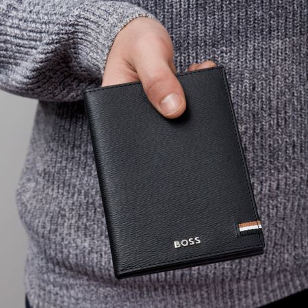 Passport holder Iconic Black