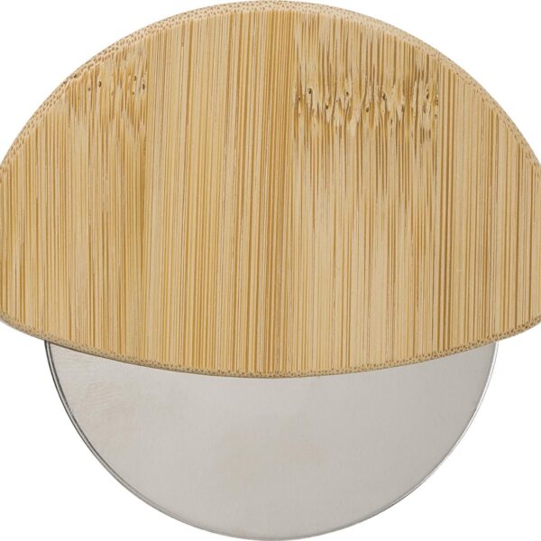 Bamboo pizza cutter Ian