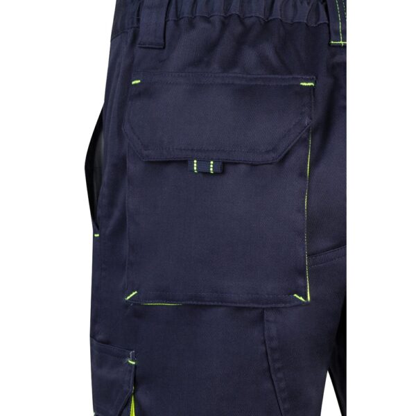 36018_204-f VL HEMERA. Two-tone, multi-pocket stretch Bermuda shorts (240g/m²), in cotton (46%), EME (38%) and polyester (16%)