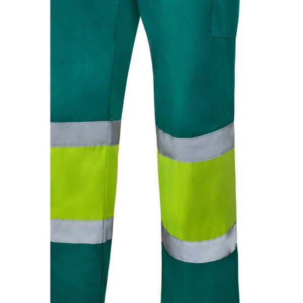 36138_209-f VL ARTEMIS. Two-tone trousers, in twill (190g/m²), cotton (20%) and polyester (80%)