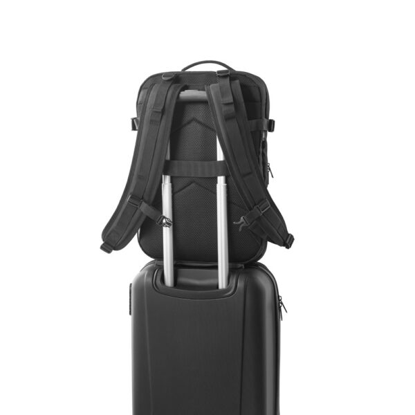 92318_103-d DALLAS. High-density recycled 600D polyester travel backpack for 17'3" laptop