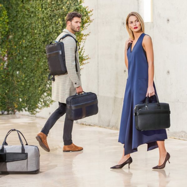 92521_92681_92682_92359_amb Motion Bag. Travel bag in 600D twill polyeste and PU