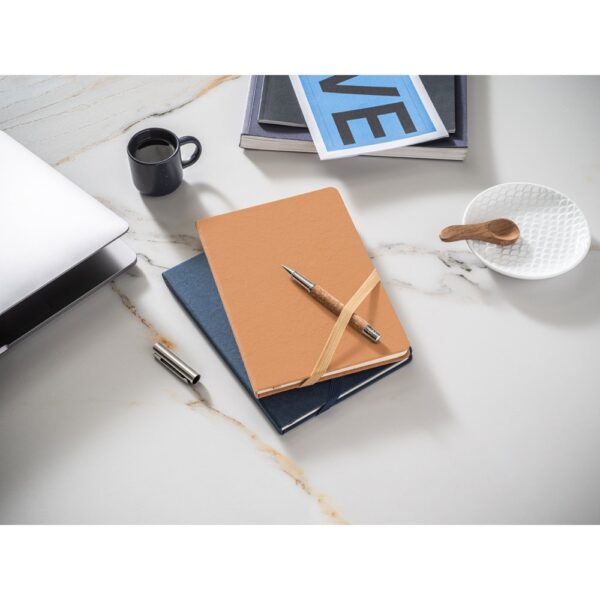 HUXLEY. A5 notebook with hard cover, made from water-resistant paper