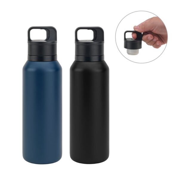94376_set NICKLAUS. Stainless steel bottle (91% recycled) with vacuum insulated double wall 590 mL