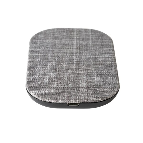 97093_113-d RENEWAL CHARGER. Fast 10W wireless charger in recycled PET (100% rPET)