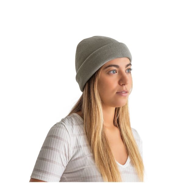99038_123-c CARL. Recycled polyester (100% rPET) double-layered soft knit unisex beanie