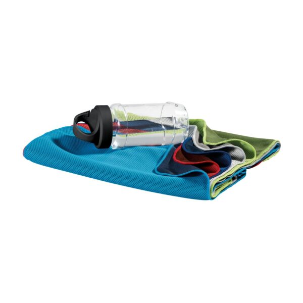 ARTX PLUS. Set with a PP and PET bottle and a polyamide and polyester sports towel