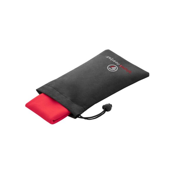 BERNAL. Recycled polyester (100% rPET) fitness cooling towel with non-woven pouch
