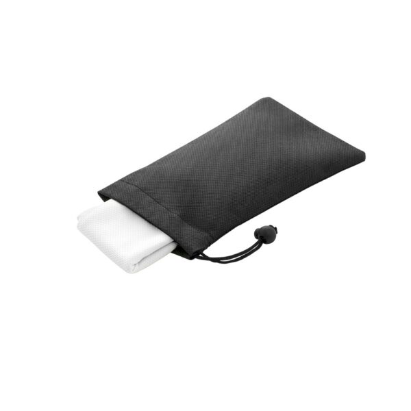 BERNAL. Recycled polyester (100% rPET) fitness cooling towel with non-woven pouch