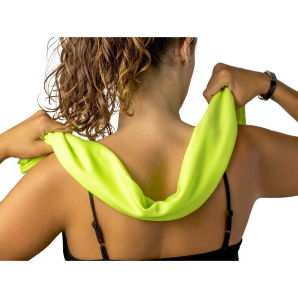BERNAL. Recycled polyester (100% rPET) fitness cooling towel with non-woven pouch
